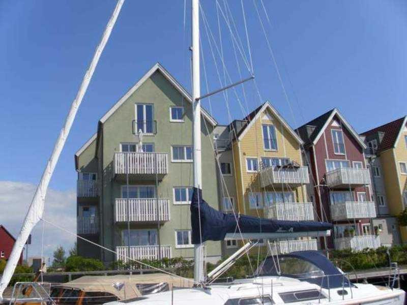 Ferienwohnung Marina Am Ryck Грайфсвалд Екстериор снимка